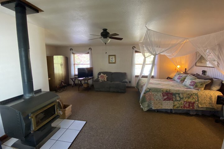 Room 10 of 40