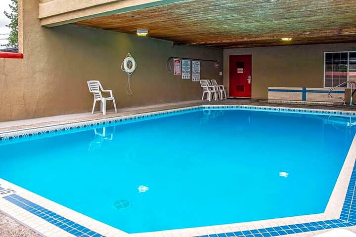 Econo Lodge Southeast