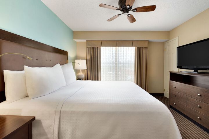 Room 16 of 27