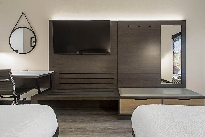 Room 19 of 31