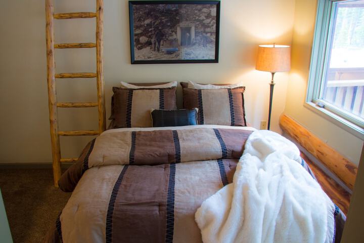 The Silver Lake Lodge
