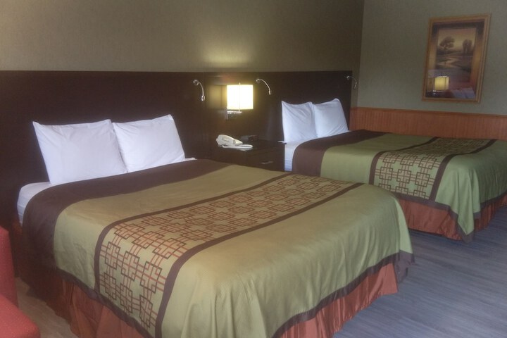 Room 25 of 36