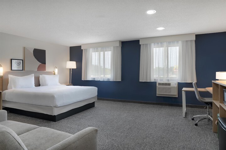 Spark by Hilton Carlisle South
