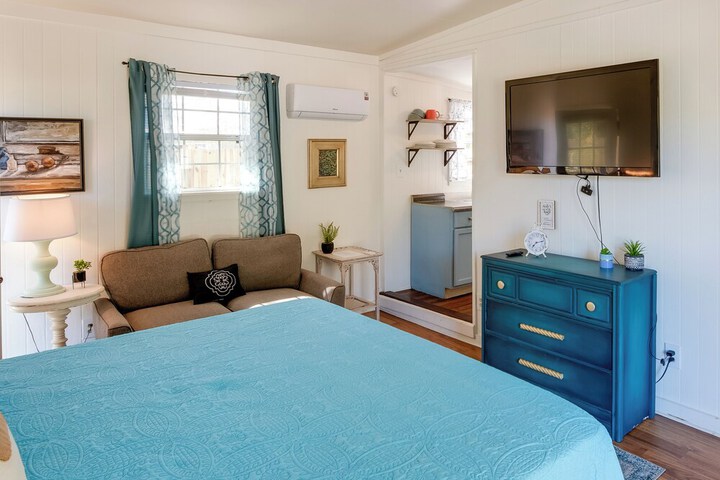 6 Mi to St. George Island: Cozy Gulf Coast Retreat!