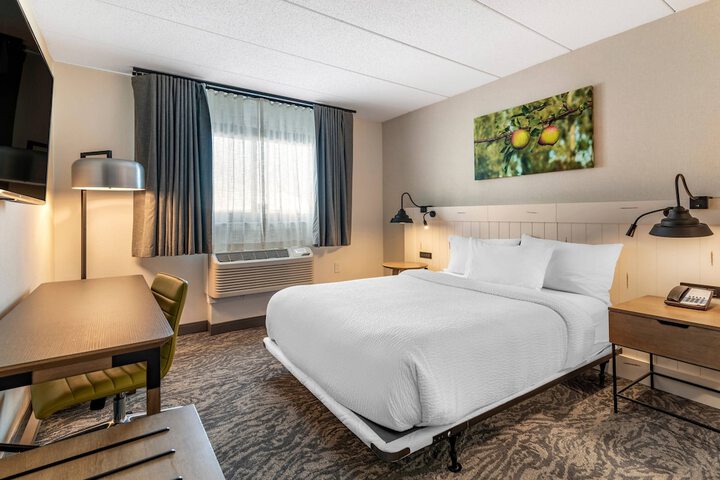 Room 8 of 29