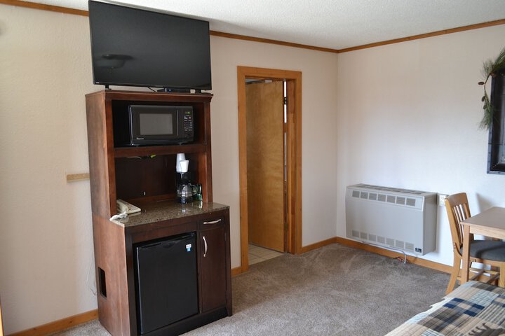 Room 17 of 23