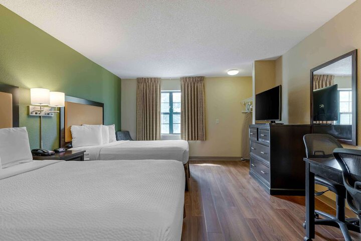 Room 27 of 29