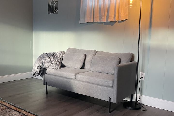 Room 17 of 32
