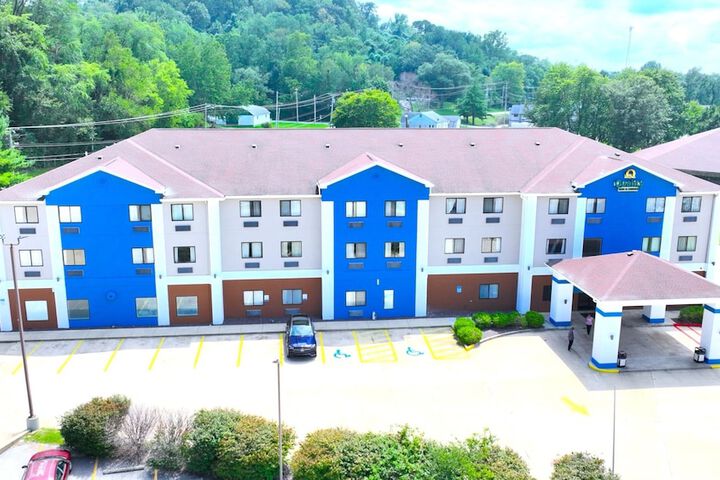 Quality Inn & Suites Caseyville - St. Louis