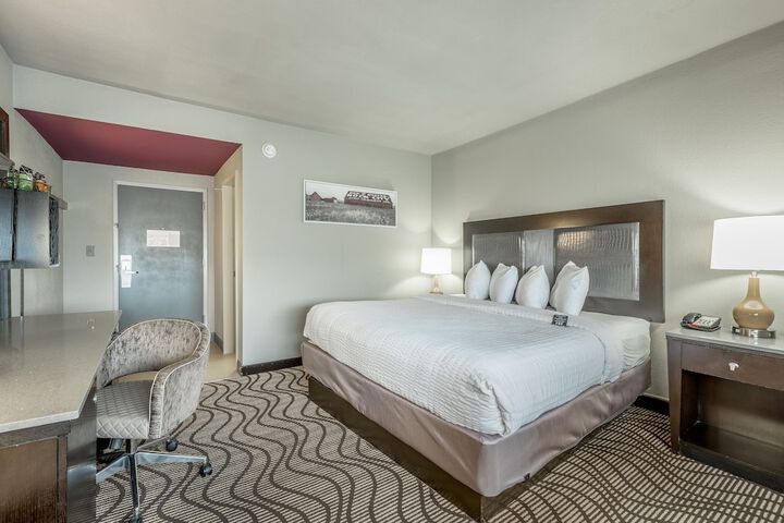 Room 51 of 62