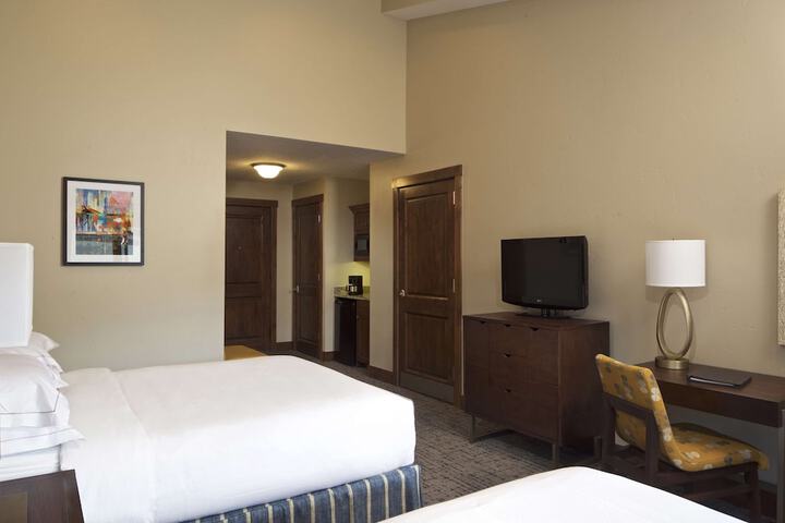 Room 35 of 58