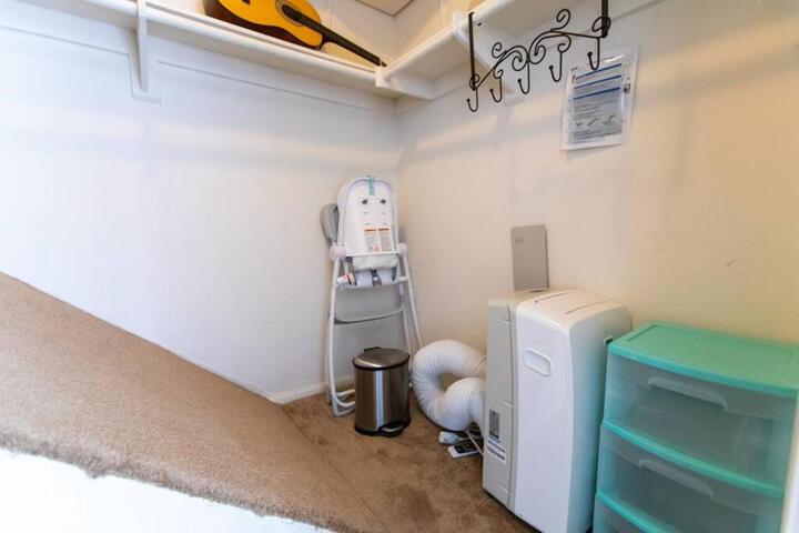 Cali Condo+BBQ+MemoryFoamBeds+12min to Beach