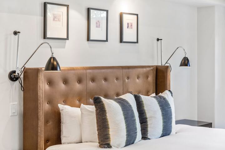 Element 52 Auberge Collection