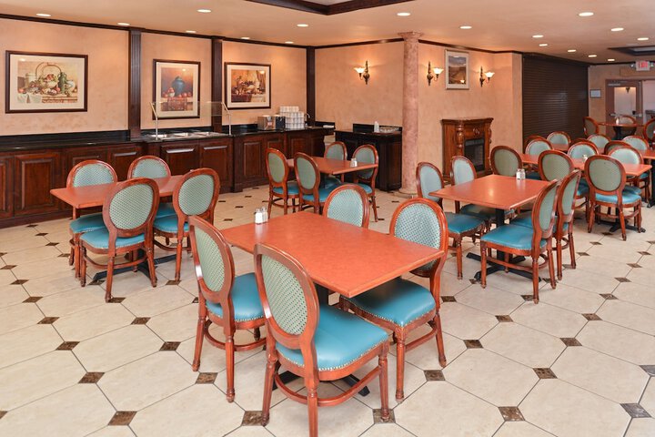 Holiday Inn Rancho Cordova by IHG