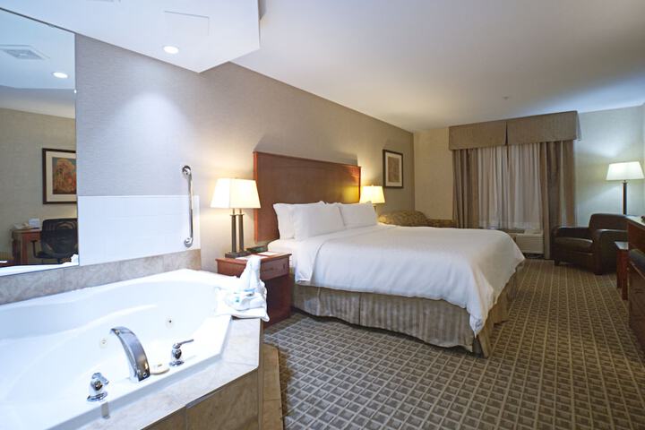 Room 35 of 58
