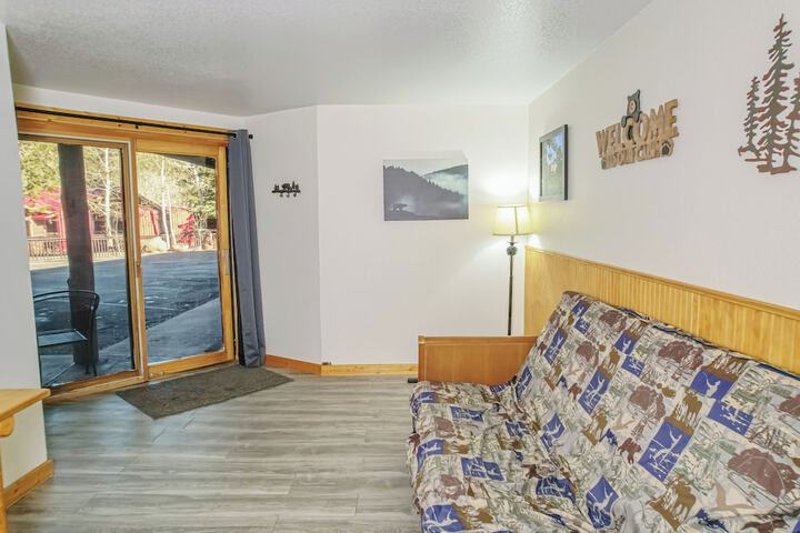 Nickys Resort