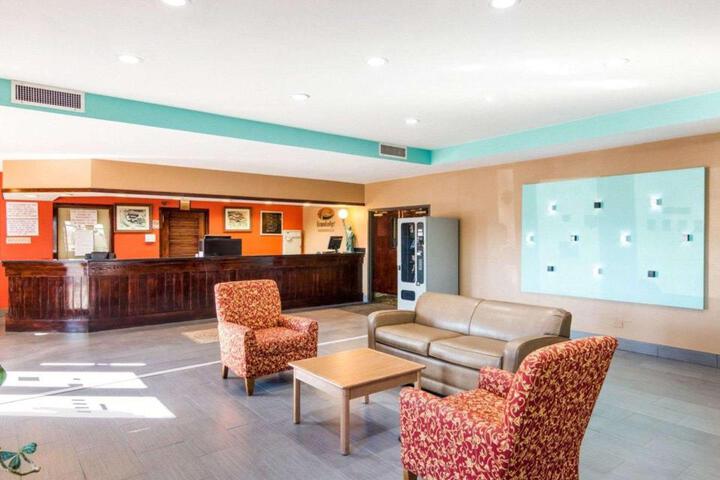 Econo Lodge Wichita Falls Downtown