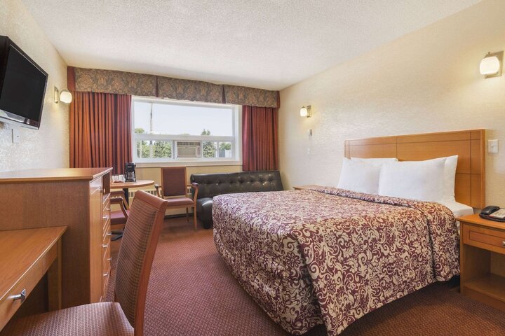 Room 7 of 20