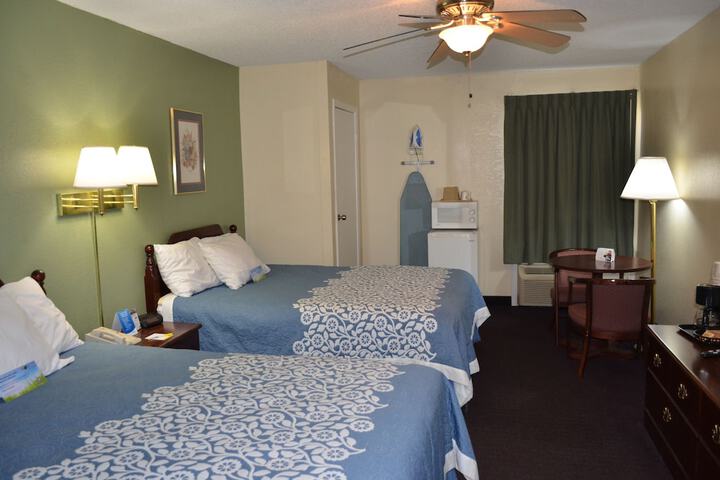 Room 81 of 118