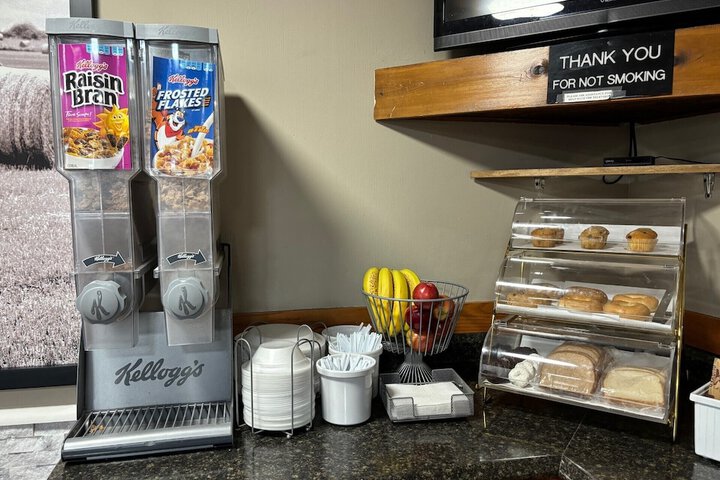 Breakfast/Coffee Service 43 of 60
