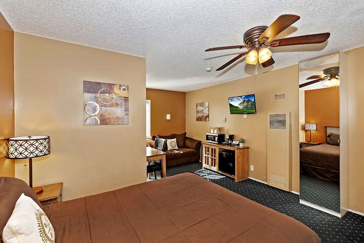 Robinhood Resort