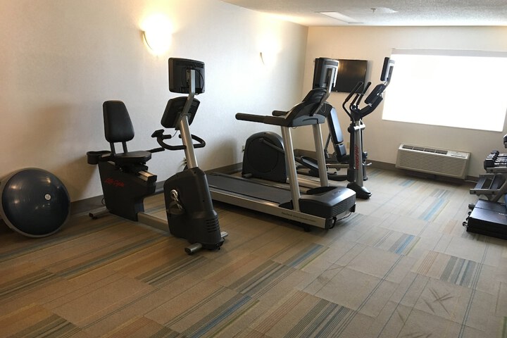 Holiday Inn Express Mt. Vernon by IHG