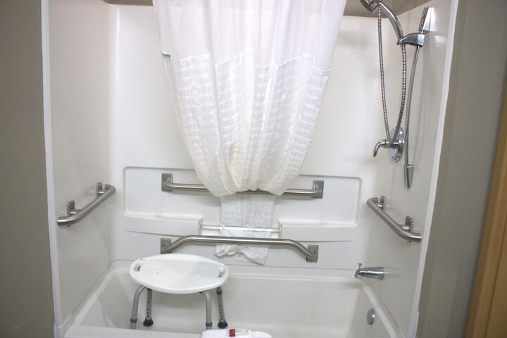 Room 8 of 23