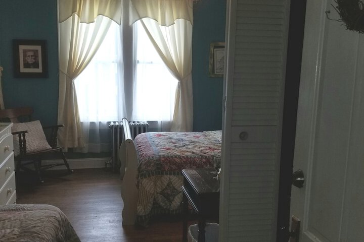 Room 18 of 31