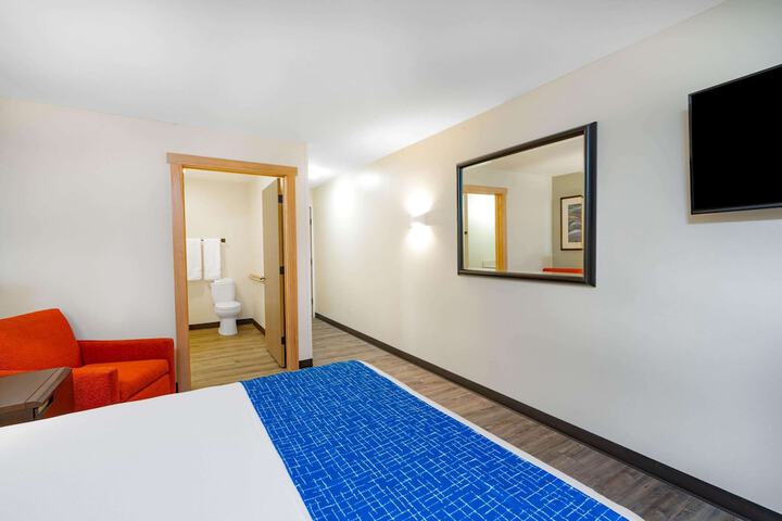 Travelodge by Wyndham Lovell / Bighorns