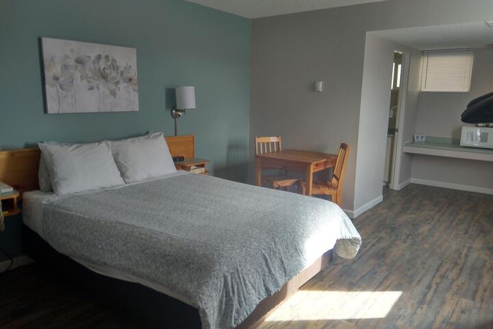 Room 16 of 26