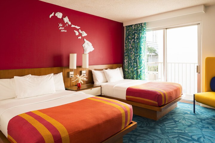 Room 18 of 34