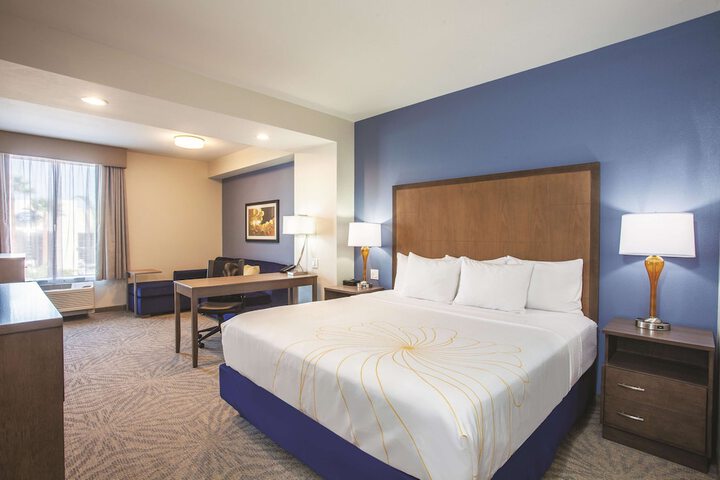 La Quinta Inn & Suites by Wyndham Morgan Hill-San Jose South