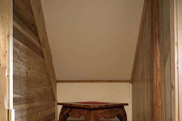 Room 23 of 53
