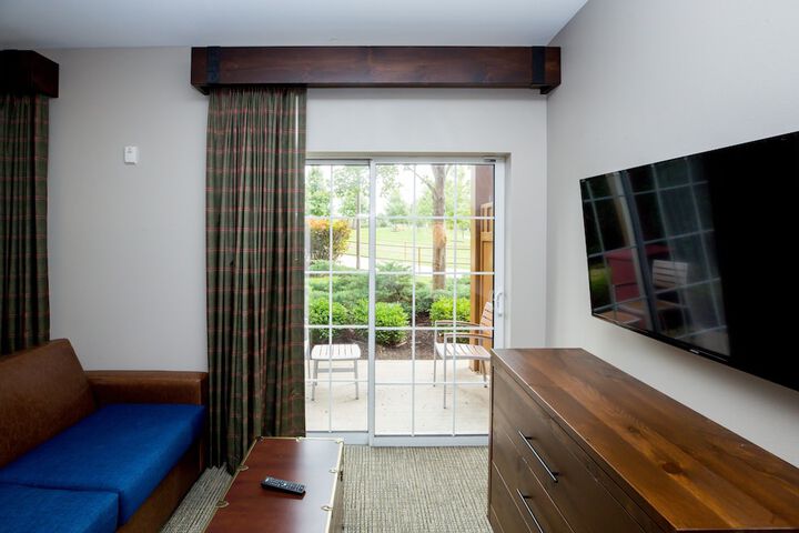 Room 26 of 74