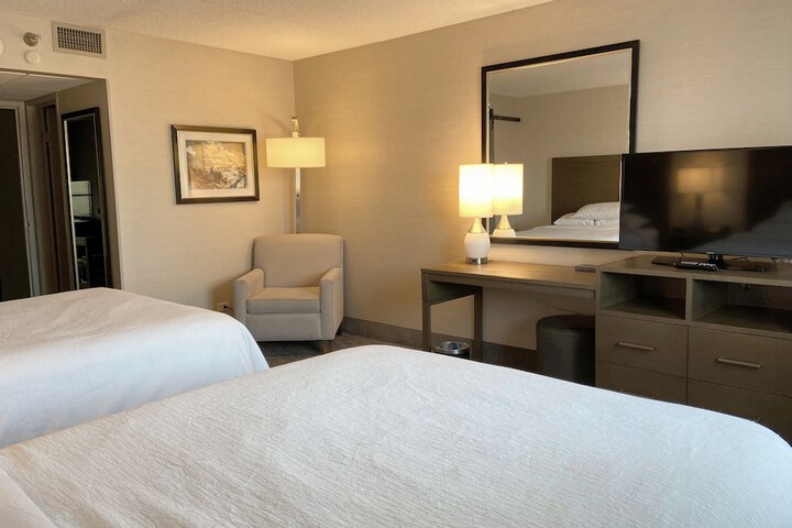 Room 32 of 56