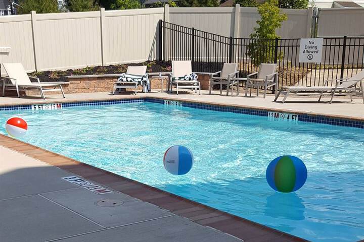 Pool 8 of 44