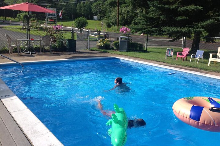 Pool 11 of 65