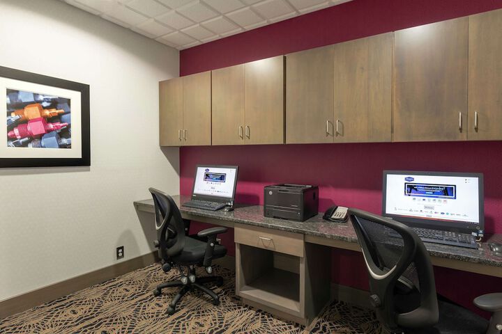 Business Center 38 of 38