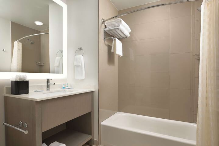 Hyatt House San Jose Airport