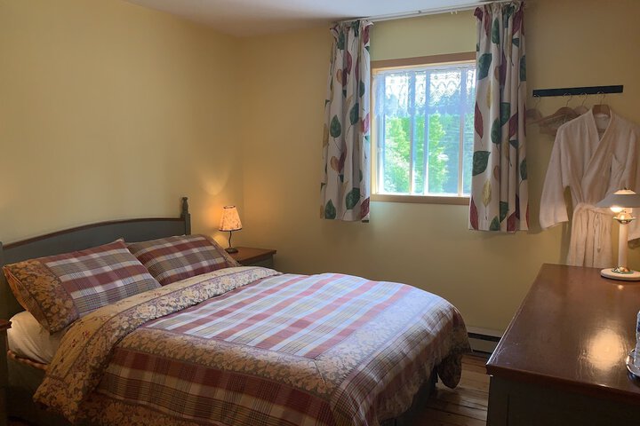 Room 10 of 27