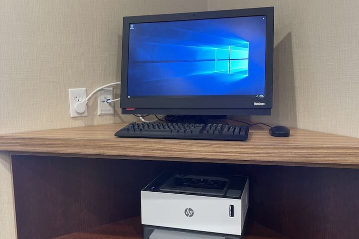 Business Center 42 of 42