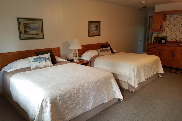Room 15 of 48