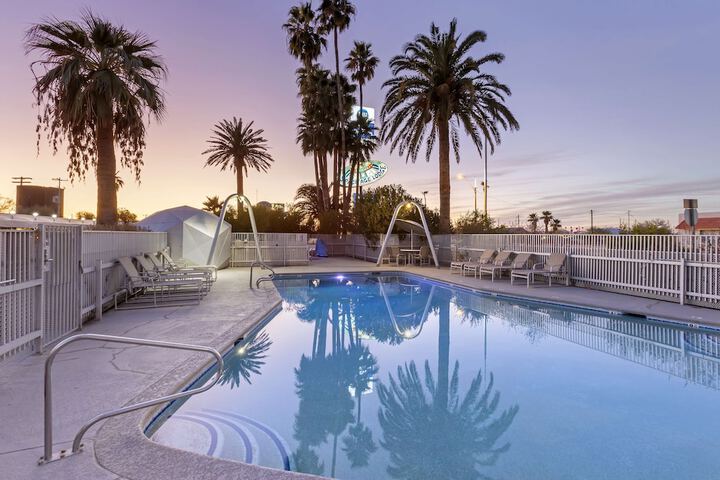 Best Western Space Age Lodge