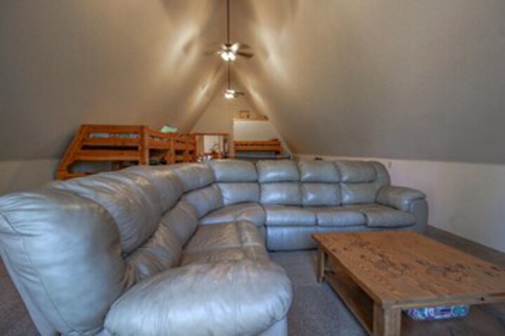Hereford Cabin 693 - Five Bedroom Home