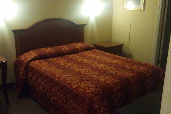 Room 18 of 47