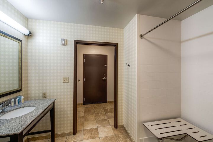 Room 25 of 51