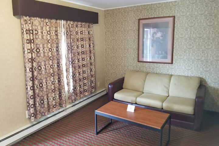 Room 17 of 31