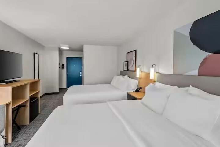 Spark by Hilton Stafford Sugar Land