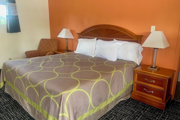 Room 14 of 29