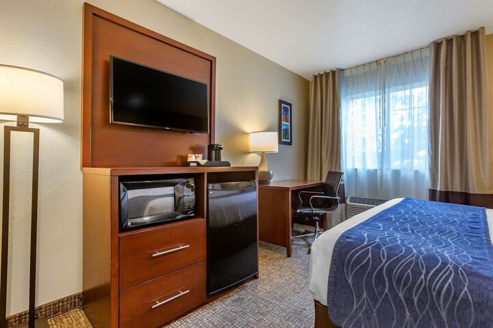 Room 22 of 48
